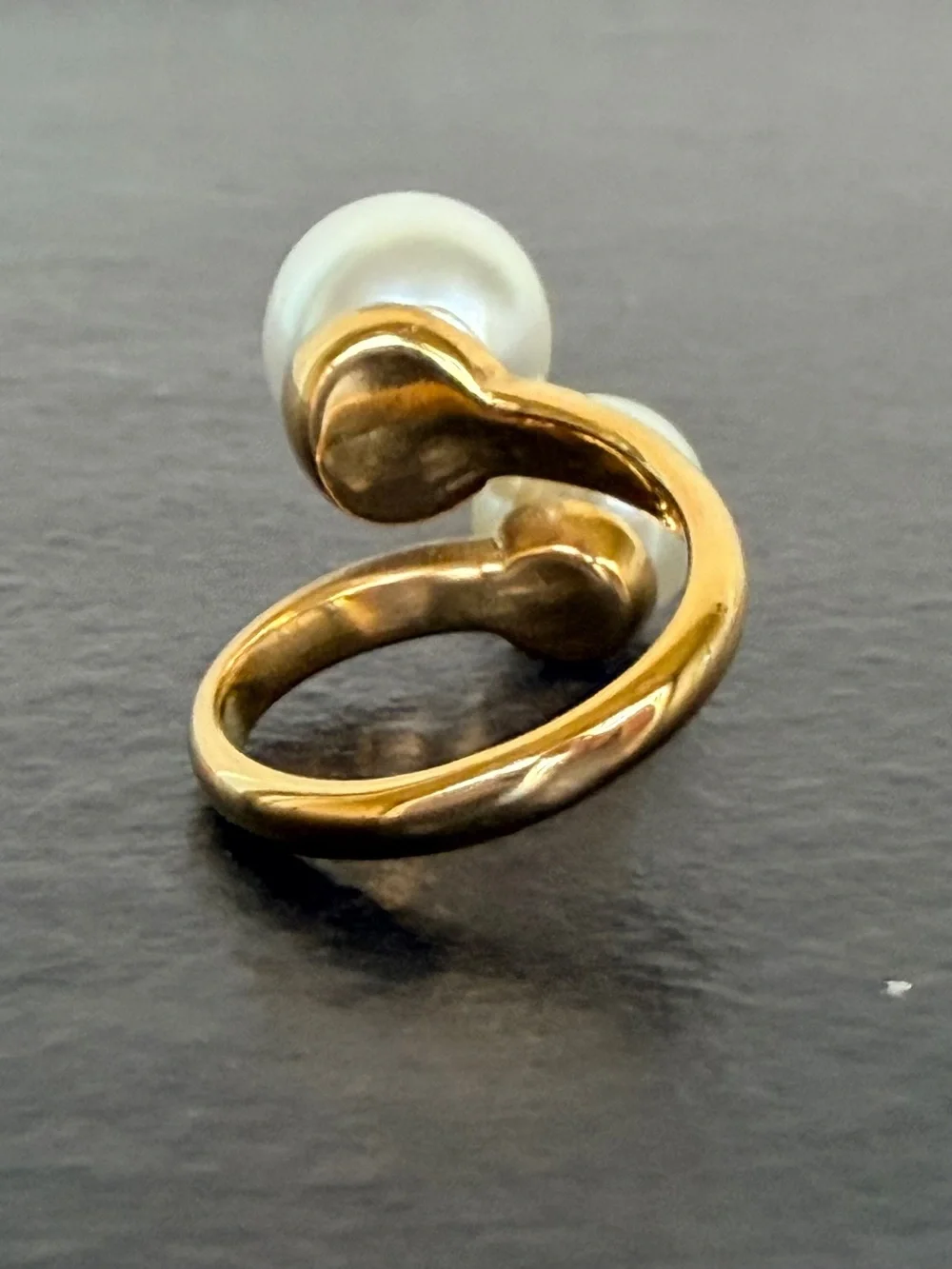 Luminous Gold Pearl Open-Top Ring in White Pearl